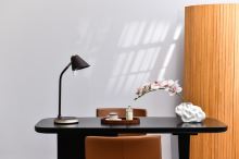 Immax FINCH LED table lamp with Qi charging brown +gold elements (15)